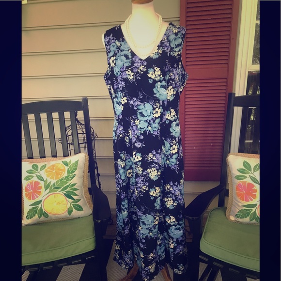 Danny & Nicole Dresses & Skirts - Danny & Nicole Sleeveless Floral Dress Size 14